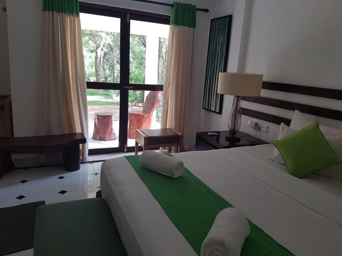 Eighth Wonder Resort Sigiriya Ngoại thất bức ảnh
