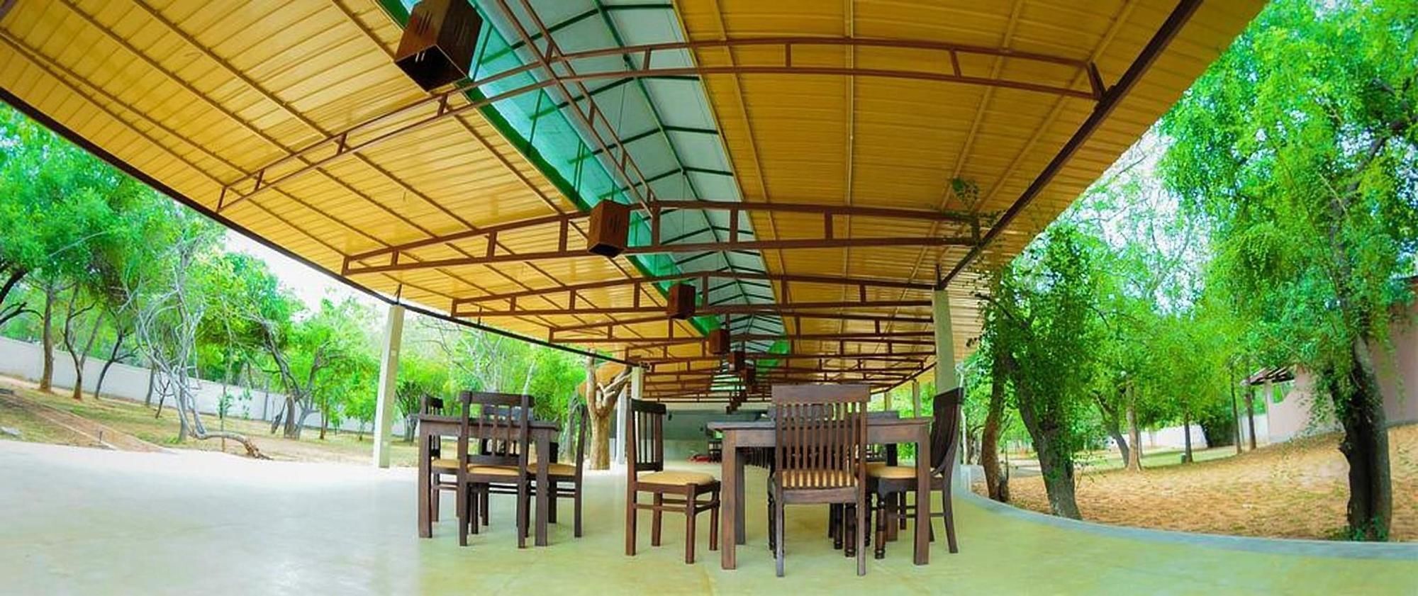 Eighth Wonder Resort Sigiriya Ngoại thất bức ảnh